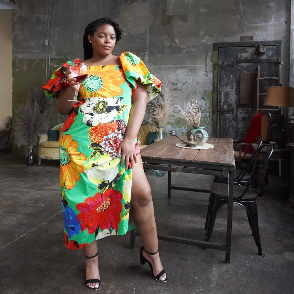 Floral Puff Sleeve Dress.